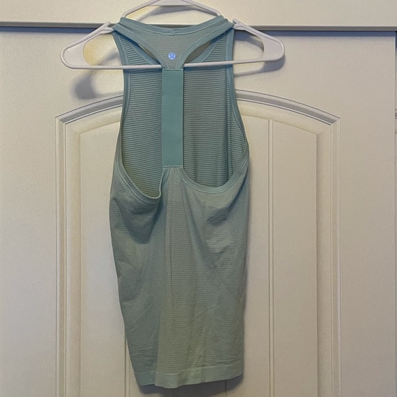 Lululemon Swiftly Tech T-Back - Picture 6 of 6